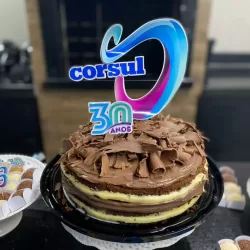 Bolo de aniversário Corsul